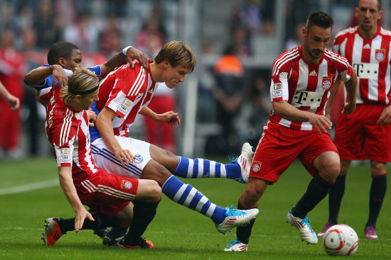 faker 两次放出了他的终极技能！ Bdd ， Fox ，龙， Cuzz ， Monkey ， KT Rolster 回来了，扳回了一局。