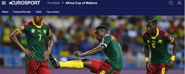 LPL 明天的首发阵容已公布： SeTab 对阵 knight 在中路， HOYA 对阵 bin 在SOLO选边赛中